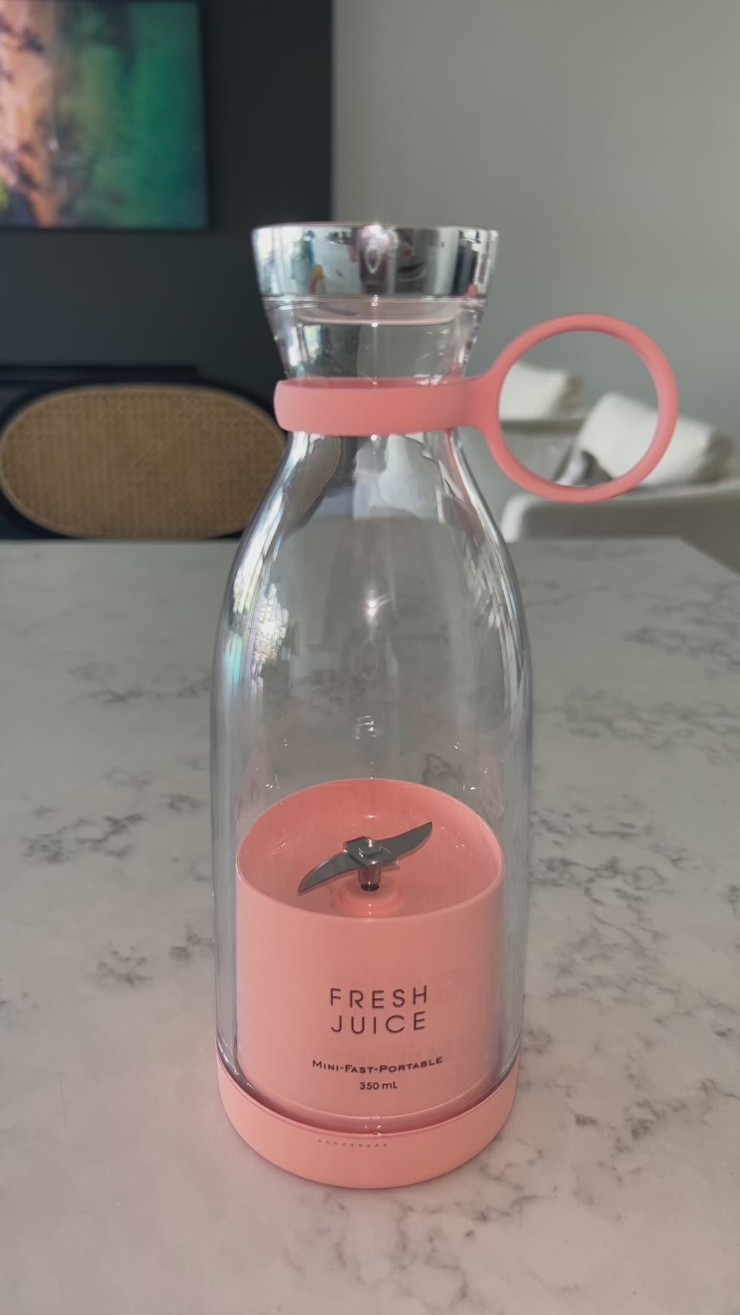 Juicy Mix Pro Go – Dein tragbarer Mixer für Smoothies unterwegs